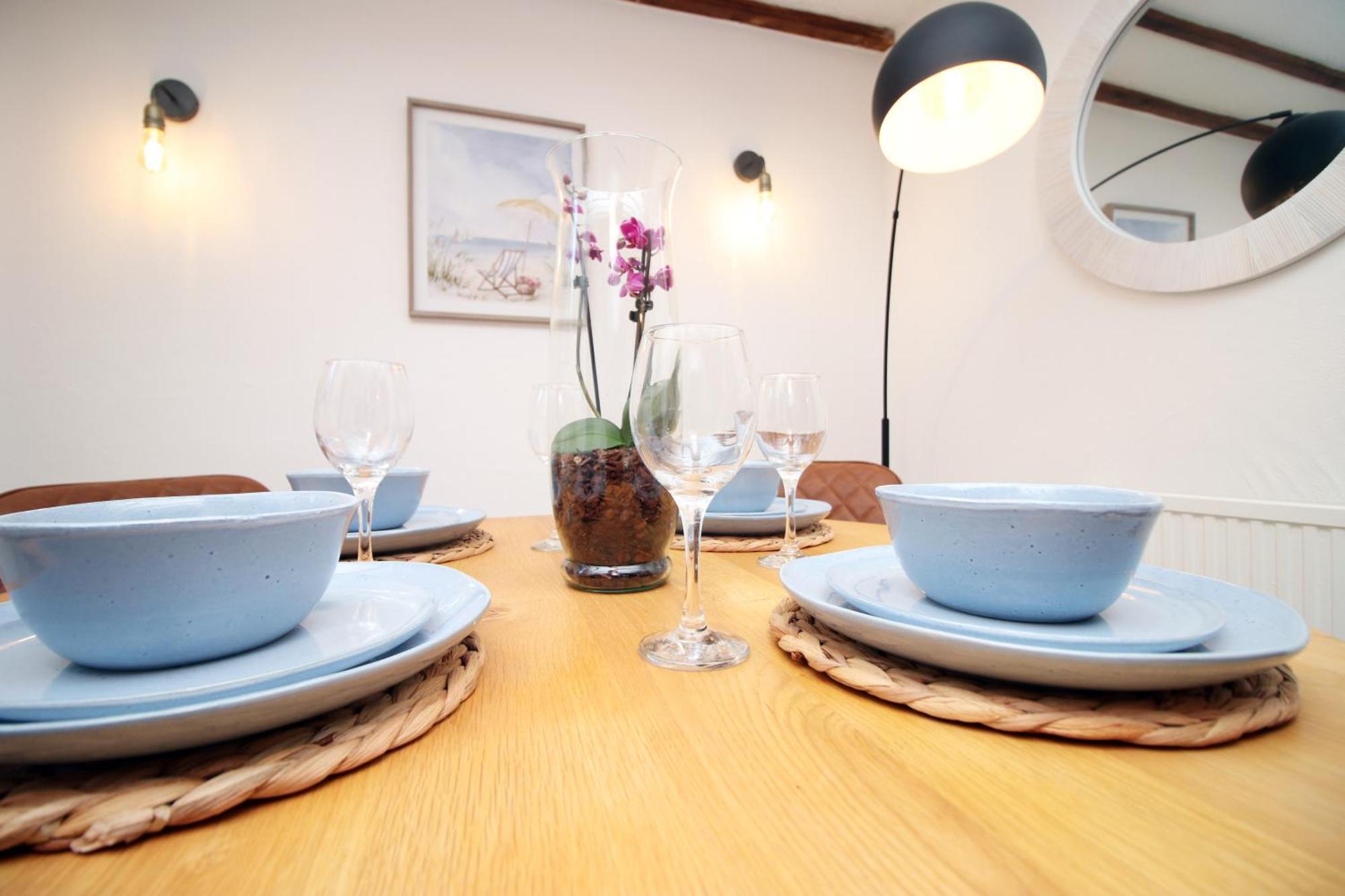Little Gem In The Mumbles! Fishermans Cottage With Log Burner, Dog Friendly And Welcome Breakfast Hamper! Exterior foto